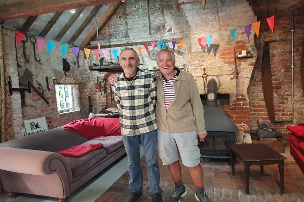 Henry currently lives in and owns Brook House. he also runs the Black Cat Brewery.
Henry is Frank's son and Alan is George's son.